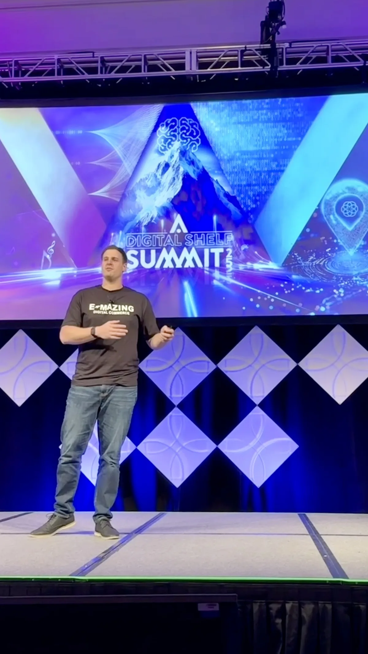Josh Metzman presenting on stage at Digital Shelf Summit 2025